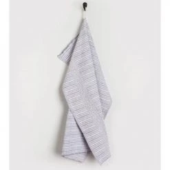 Creative Women By Hand Towel Entertaining